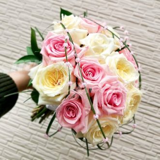 Букет невесты нежных роз