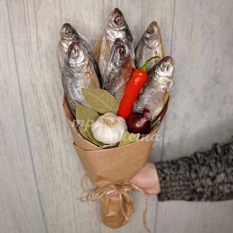 Букет рыбы с перцем и чесноком